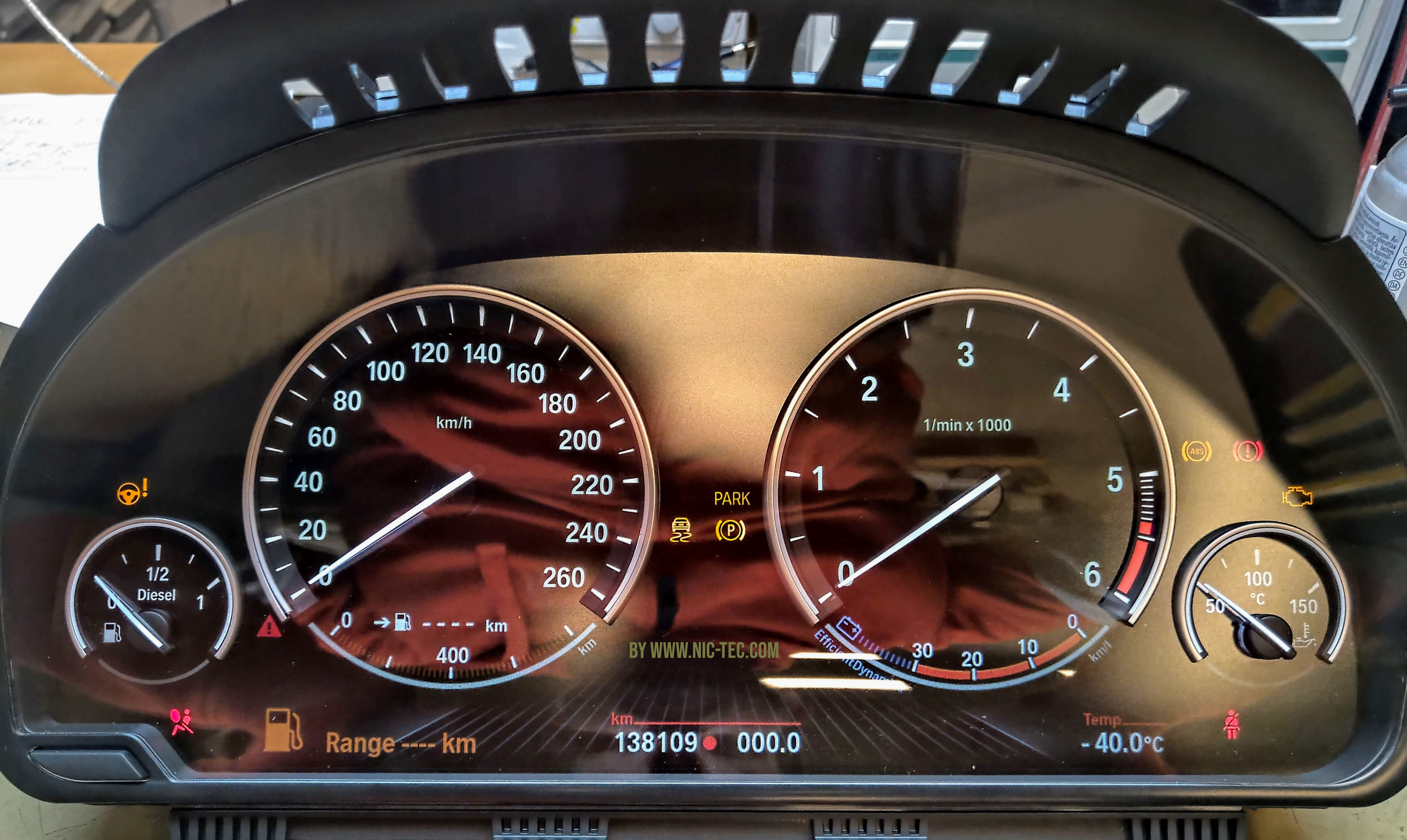 BMW 5er F30 und F31 Armaturenbrett / Odometer Reparaturservice