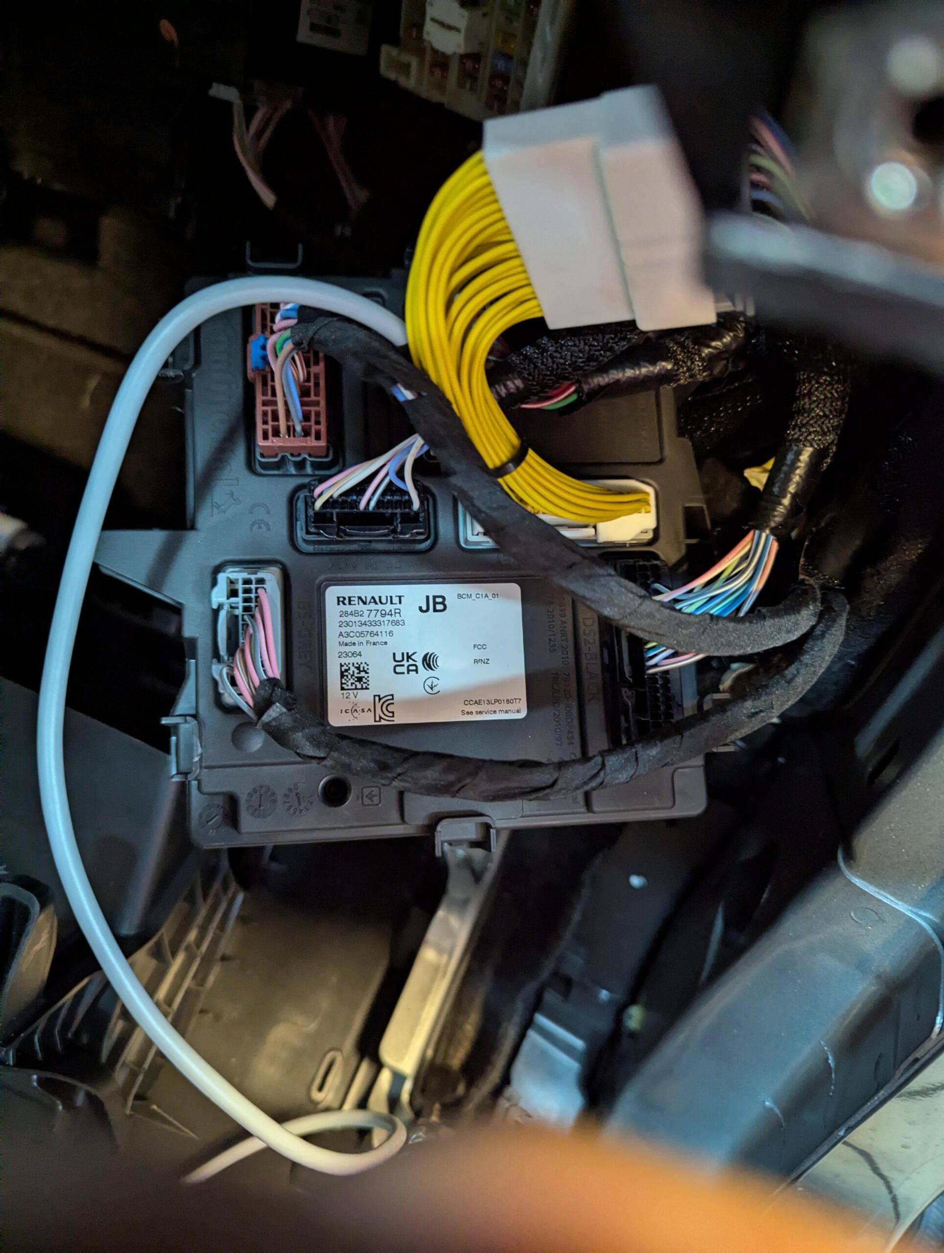 Megane E-tech SGW bypass by nic-tec.com with CB021