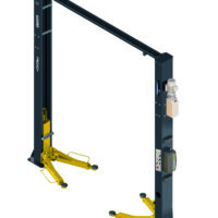 2 søjlet Luksus autolift PM242+med top ramme fra Bulldog Lifters til biler op til 4.2 ton.