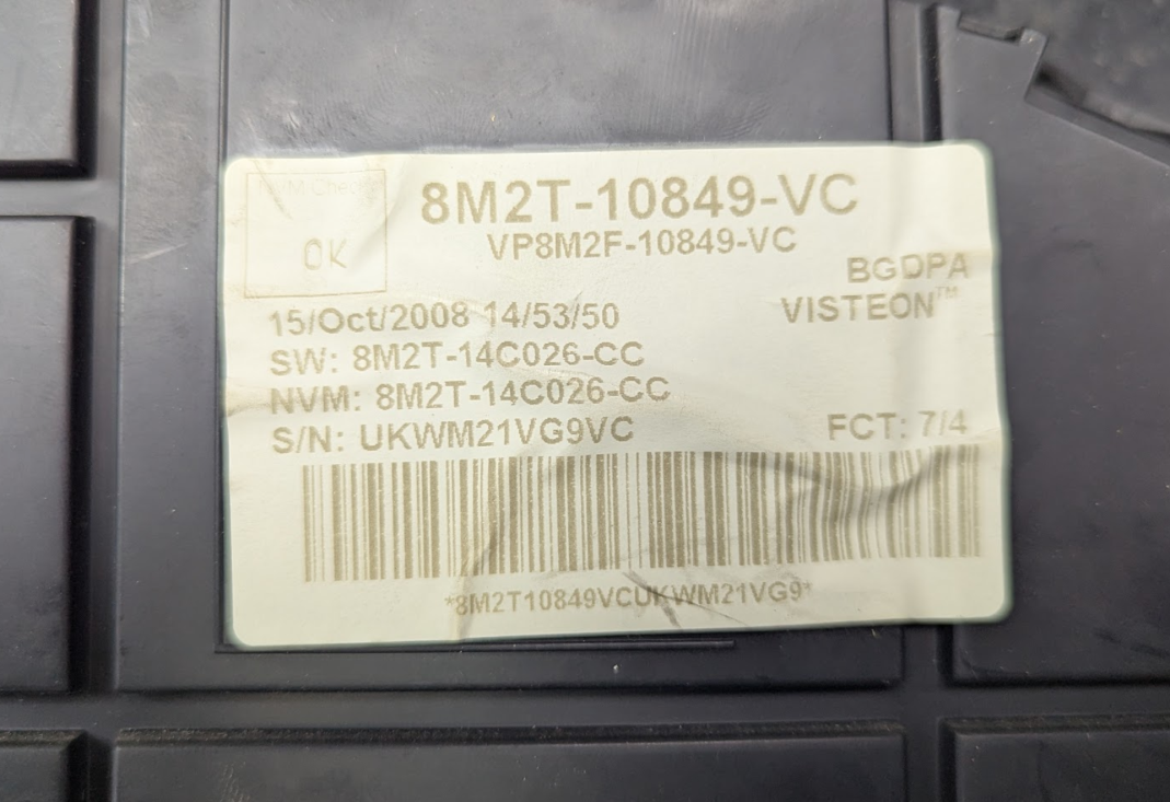 Ford Convers Plus speedometer og instrumenthus reparation hos Nic-Tec